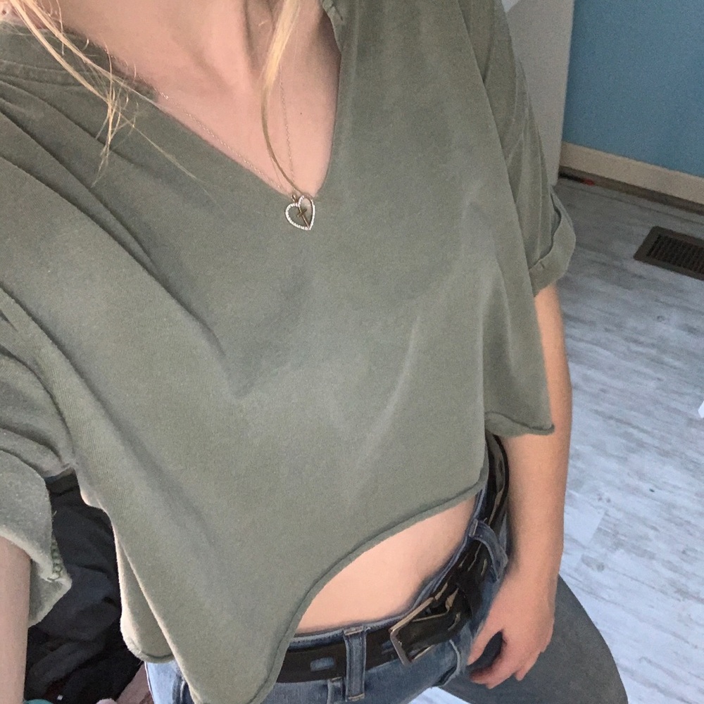 Super cute forever 21 crop top